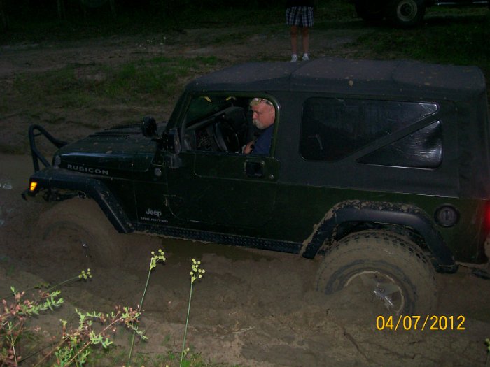 2012-Apr-07HGR4X4_nightride 075